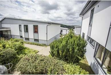 Moderne Wohnanlage im Grünen